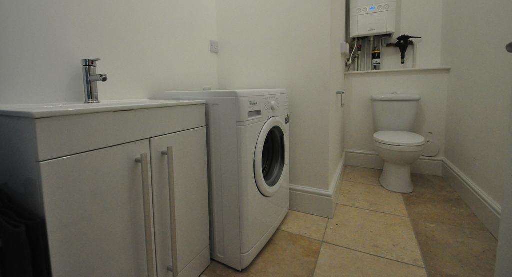 Andover Apartments מראה חיצוני תמונה